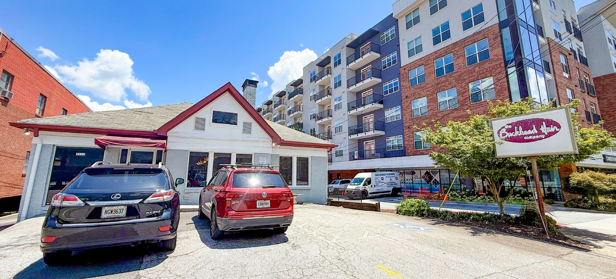 3121 + 3115 Maple Drive NE